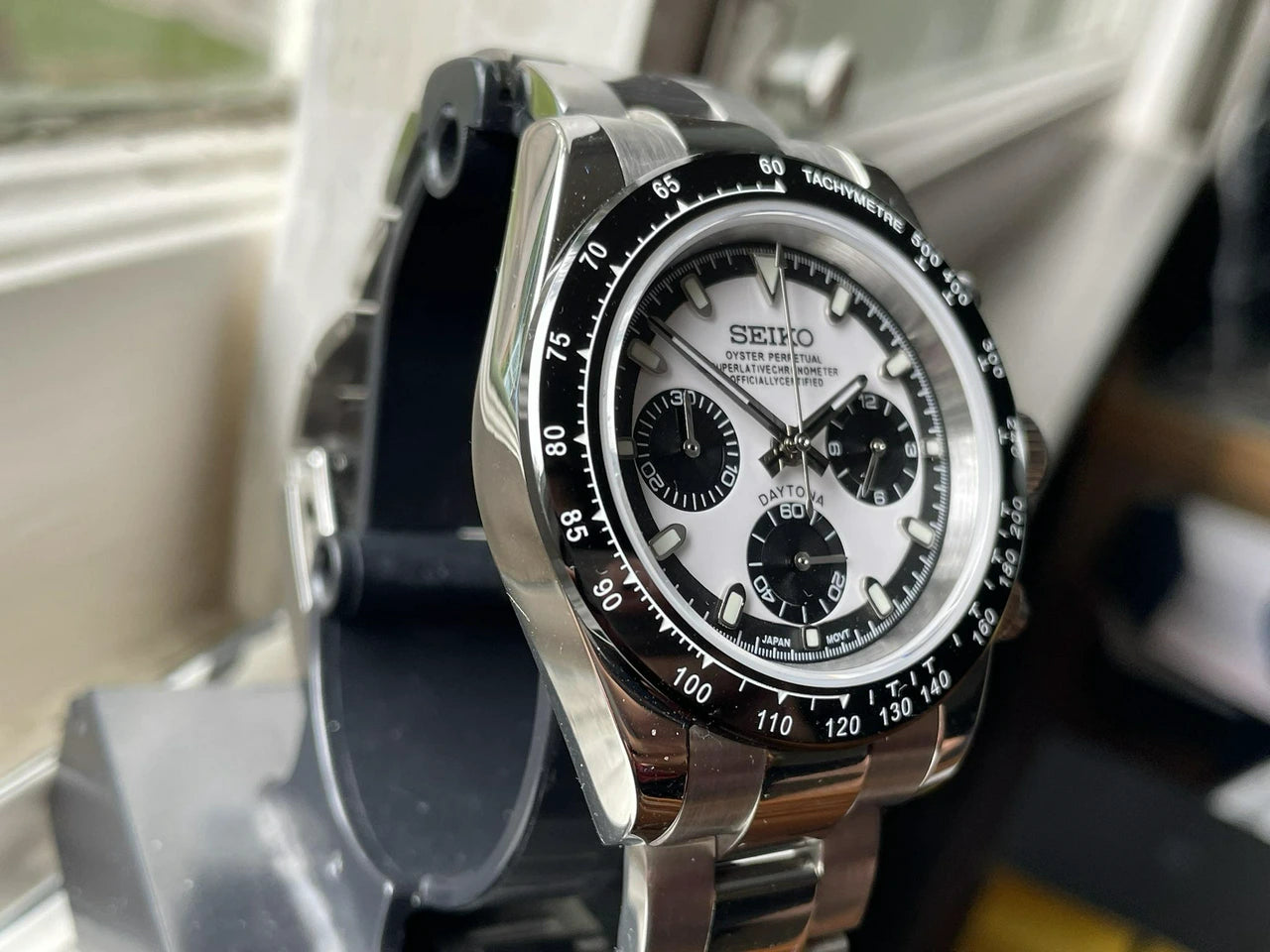 Seiko Daytona Panda Mod Chronograph - White Dial Black Subdials - Sapphire Crystal