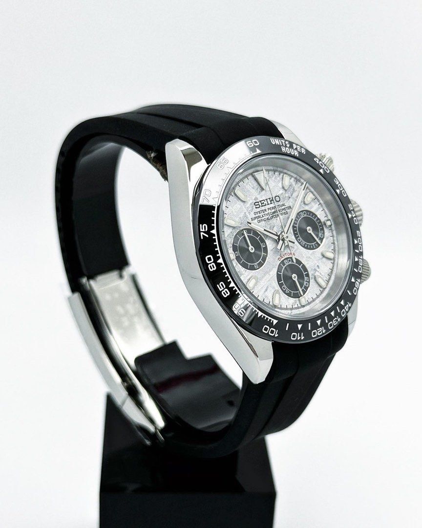 Seiko Custom Daytona Oyster Mod - White Meteorite Dial, Black Ceramic Bezel, Rubber Strap
